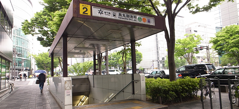 烏丸御池駅