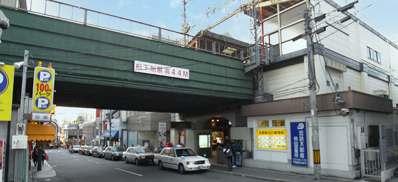 桃山御陵前駅