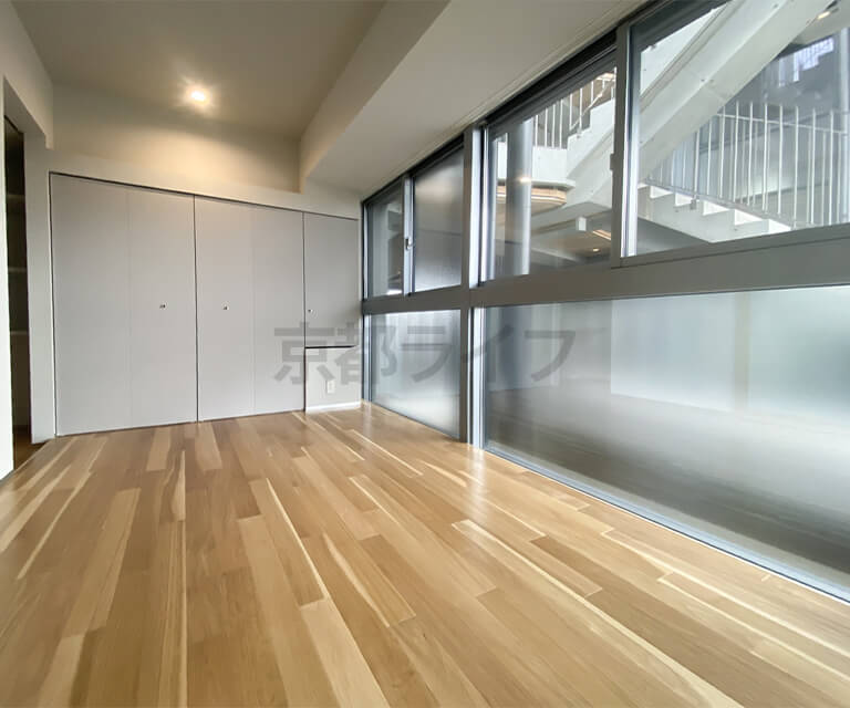 全戸角部屋で光をたっぷり取り込む設計