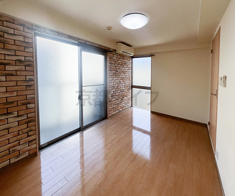 全室角部屋で陽の光を室内に取り込みやすい