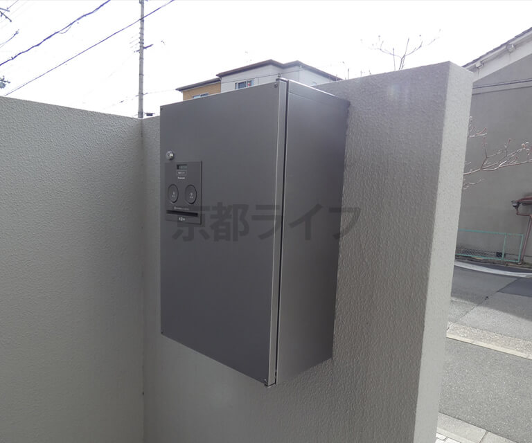 宅配ボックス