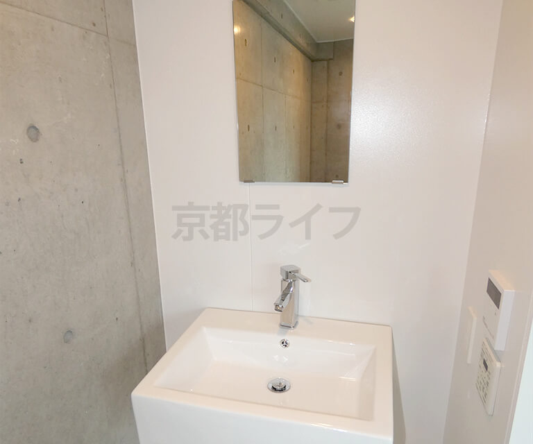 洗練された洗面台