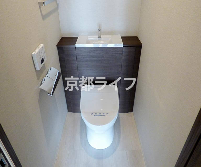 トイレも高いデザイン性で統一