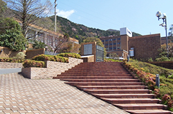 京都橘大学特集