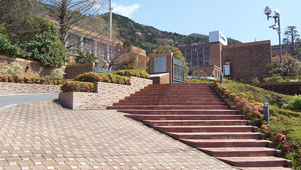 京都橘大学