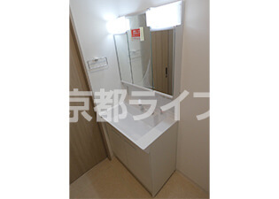 独立洗面台