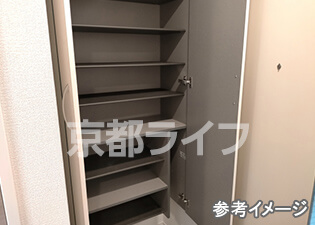 シューズボックス