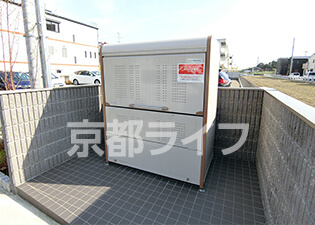 敷地内ゴミ置き場