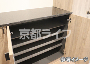 シューズボックス