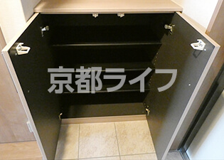 シューズボックス