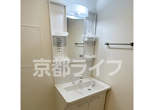 独立洗面台