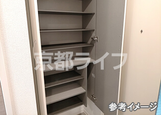 シューズボックス