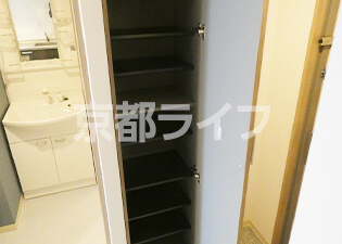シューズボックス