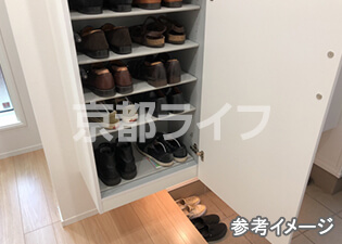 シューズボックス