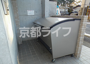 敷地内ゴミ置き場