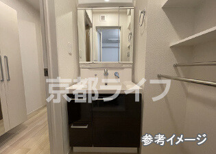 独立洗面台