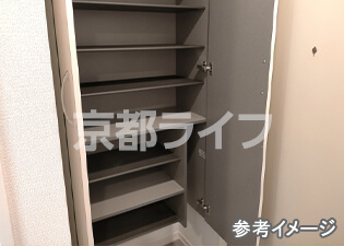 シューズボックス