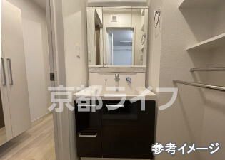 独立洗面台