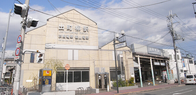 京阪電鉄鴨東線出町柳駅