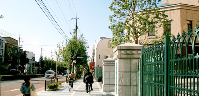 立命館小学校