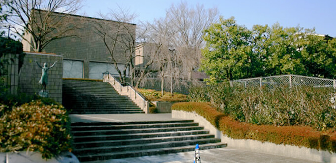 向日市立図書館