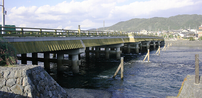 宇治橋