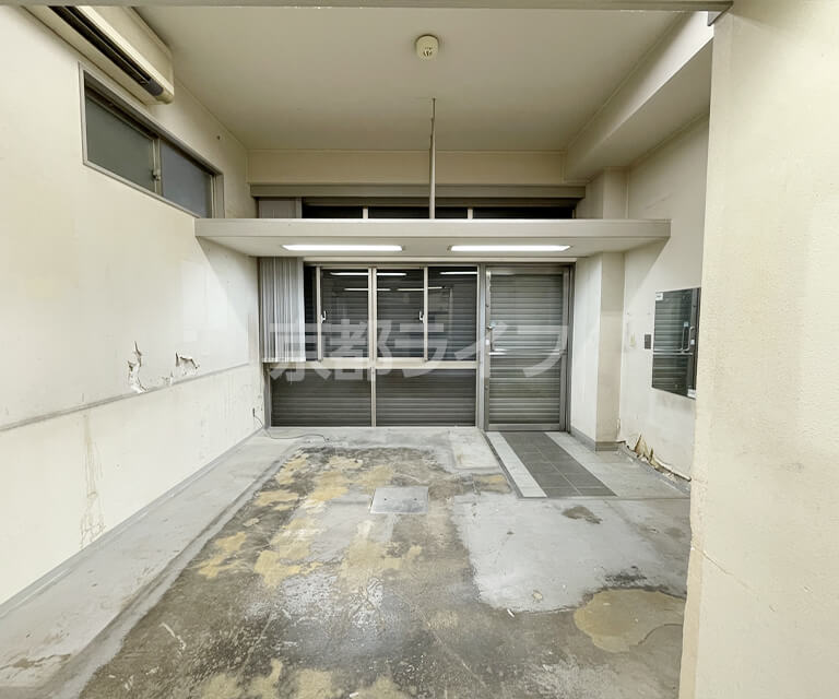 室内（1階）