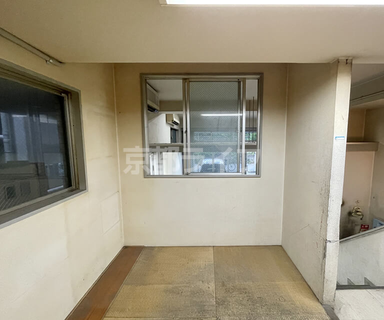 室内（中2階）