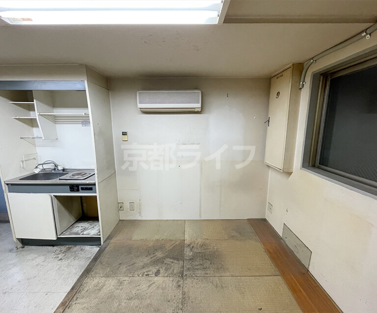 室内（中2階）